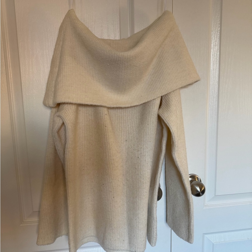 H&M Cream Off-Shoulder Sweater - Size M